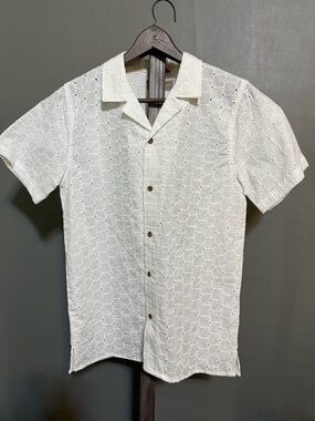 Distortion Men's White Eyelet Short Sleeve Shirt - Classic Open Collar